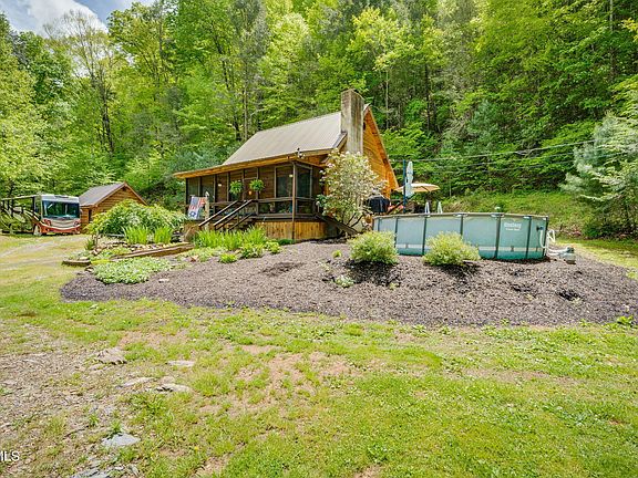 5th image of 556 Underwood Springs Branch Rd