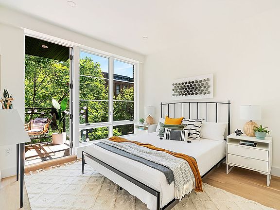 5th image of 26 W 127th St #4A