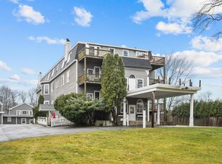 351 High St #1-B, Newburyport, MA 01950
