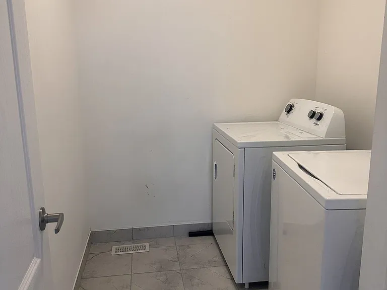 9 Catamaran Dr — Photo 17