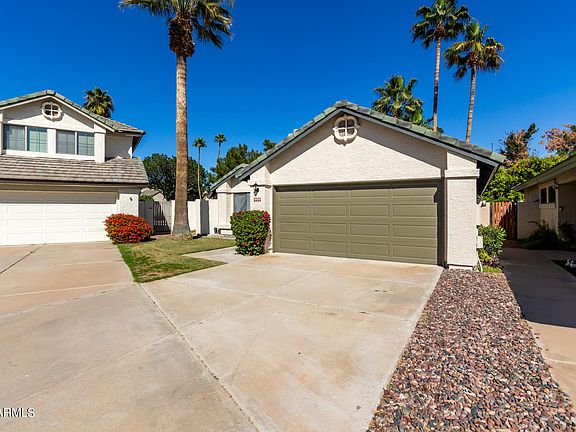 3rd image of 7528 W SEQUOIA Drive