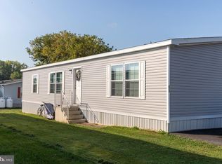 81 Green Acres Trailer Ct, Lebanon, PA 17046