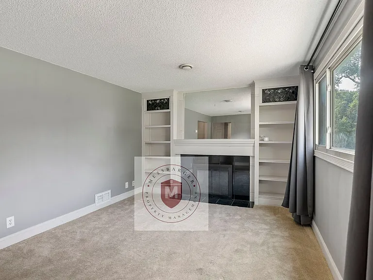 10824 W 64th Ter — Photo 6