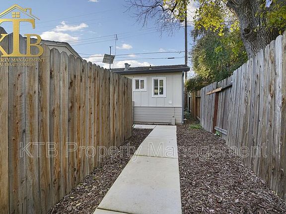 3rd image of 5207 Tucson Cir