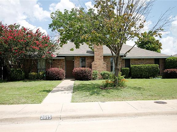 2nd image of 2615 Kingsridge Dr