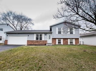 2338 Salem Ave, Grove City, OH