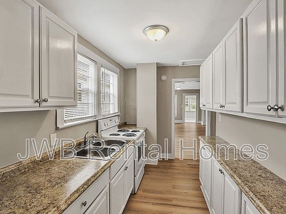 3rd image of 7124 Lorain St