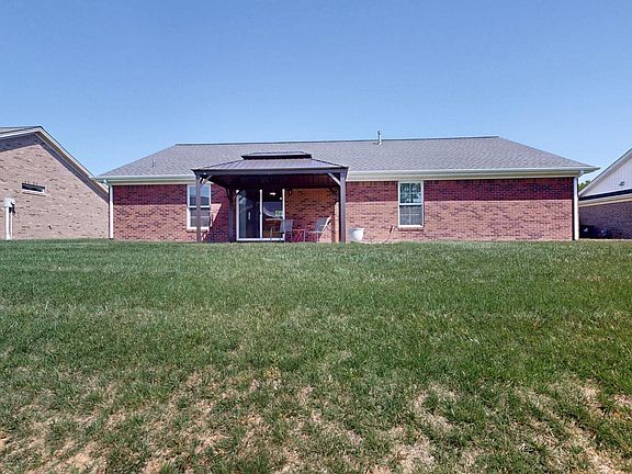 2nd image of 2209 Deerfield Run