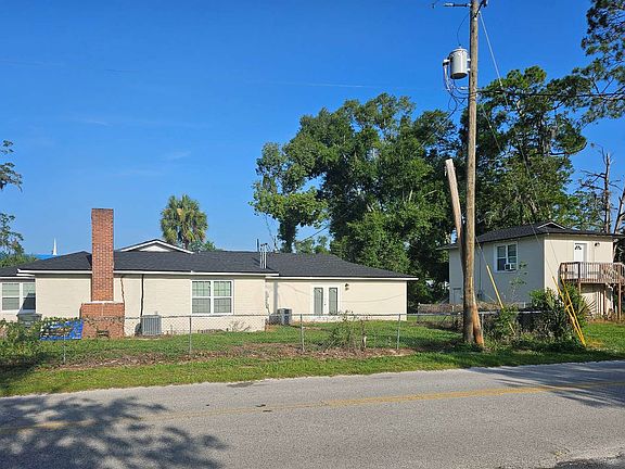 3rd image of 227 E Main St