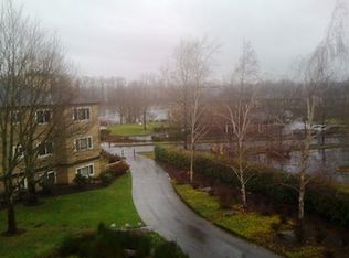 4970 S Landing Dr UNIT 303, Portland, OR 97239
