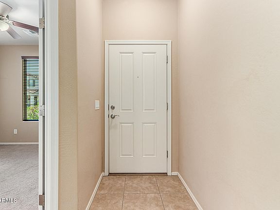 4th image of 18165 W SUNNYSLOPE Lane