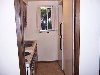 4th image of 2064 Oxford Ave APT 8