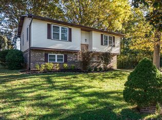 8226 Goddard Ln, Knoxville, TN 37920