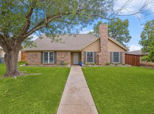 2620 Fallcreek Dr, Carrollton, TX 75006