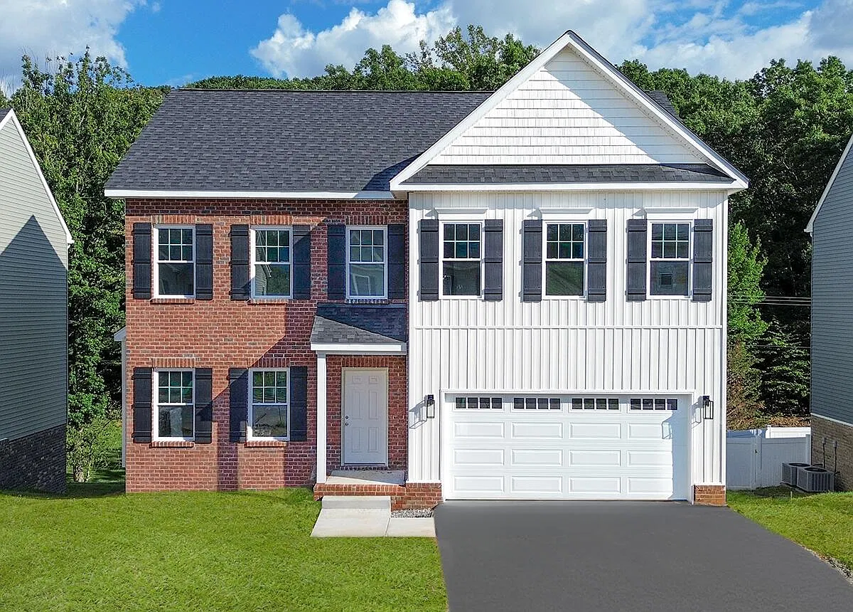 4 bed, 2.5 bath, 2191 sqft, $2,599 — Photo 1