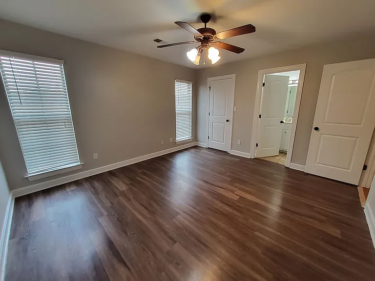 8898 Rasco Hills Cv — Photo 23