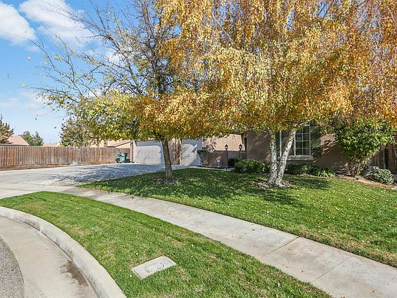 3rd image of 2930 S Arkle Ct