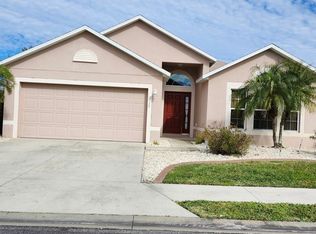 2735 Suncoast Lakes Blvd, Punta Gorda, FL 33980