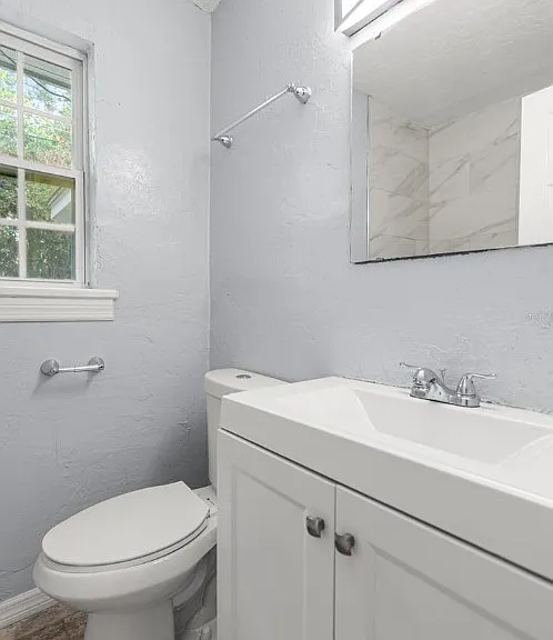 929 SE 9th Pl — Photo 10
