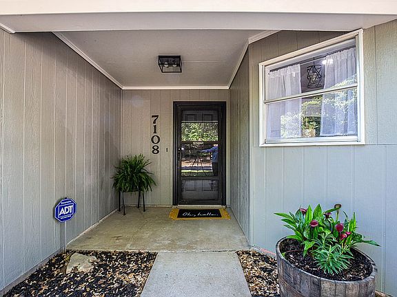 5th image of 7108 Canterbury Dr