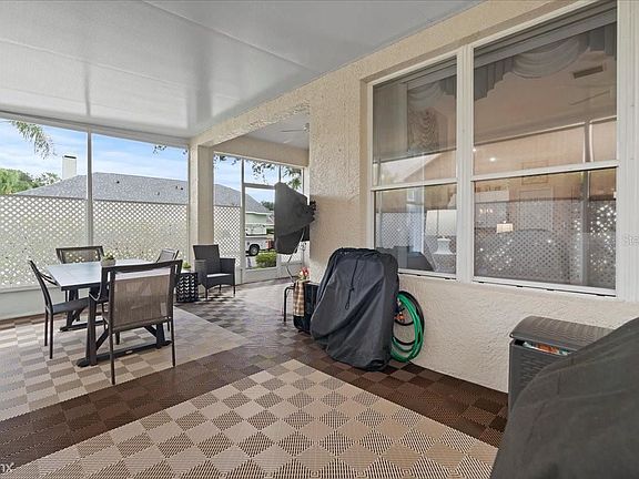 4th image of 4601R Corsage Dr