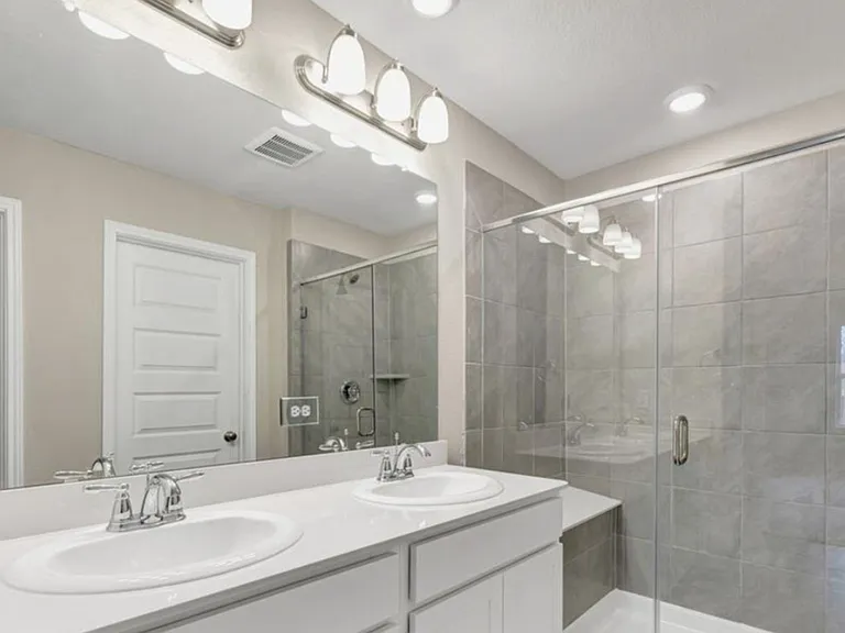 7155 Blue Oak Dr — Photo 3