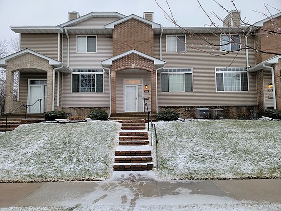 2nd image of 2054 Villard Ave