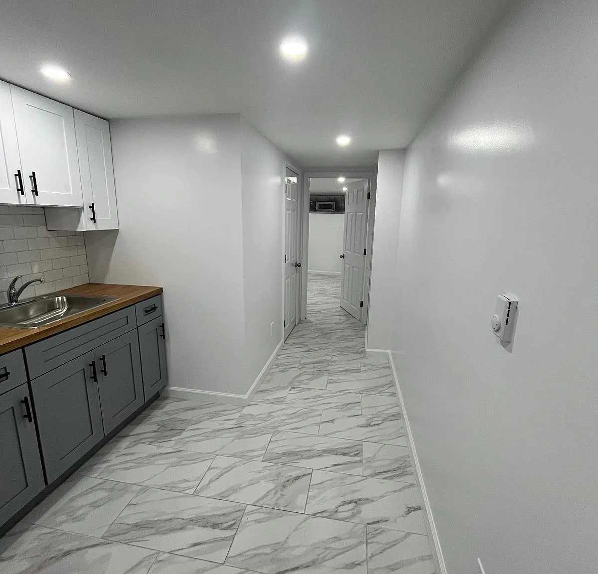 Studio, 400 sqft, $845 — Photo 3