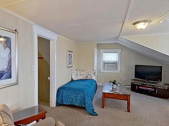 5th image of 66 Fremont Ave #2