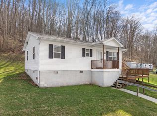 920 Twelve Mile Rd, Princeton, WV