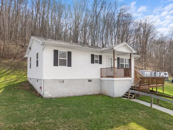 920 Twelve Mile Rd, Princeton, WV 24739