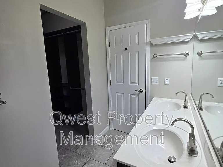 6981 Sienna Dr SE — Photo 11