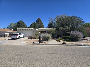 5412 Moon St NE, Albuquerque, NM 87111