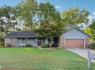3975 Creekwood Dr, Greenwood, IN 46142