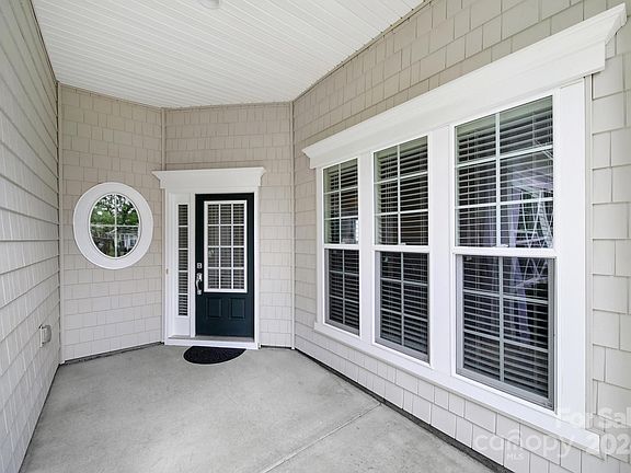 2nd image of 26443 Sandpiper Ct