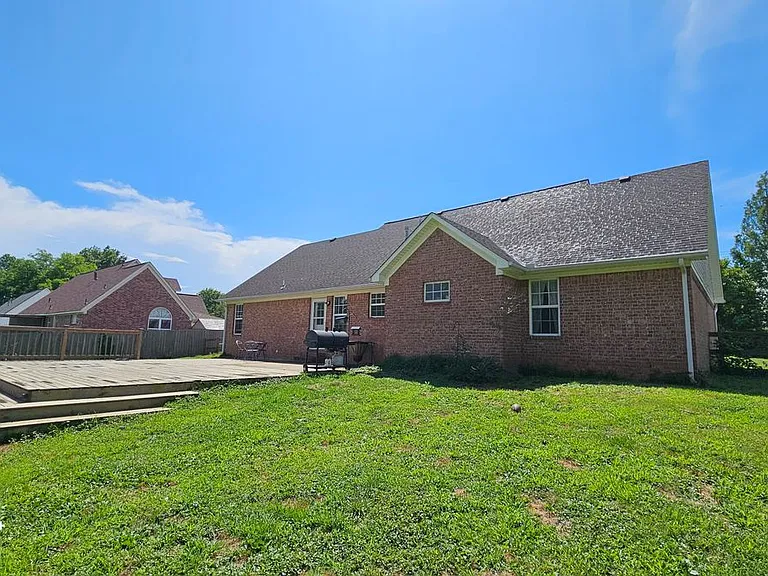 82 Wilkinsville Rd — Photo 2