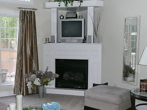 Fireplace with gas logs
