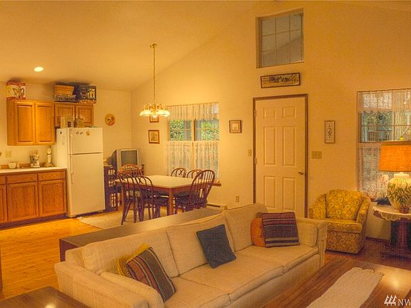 2nd image of 53 Sulgrave Pl