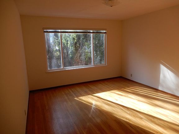 5th image of 3715 17th St #101
