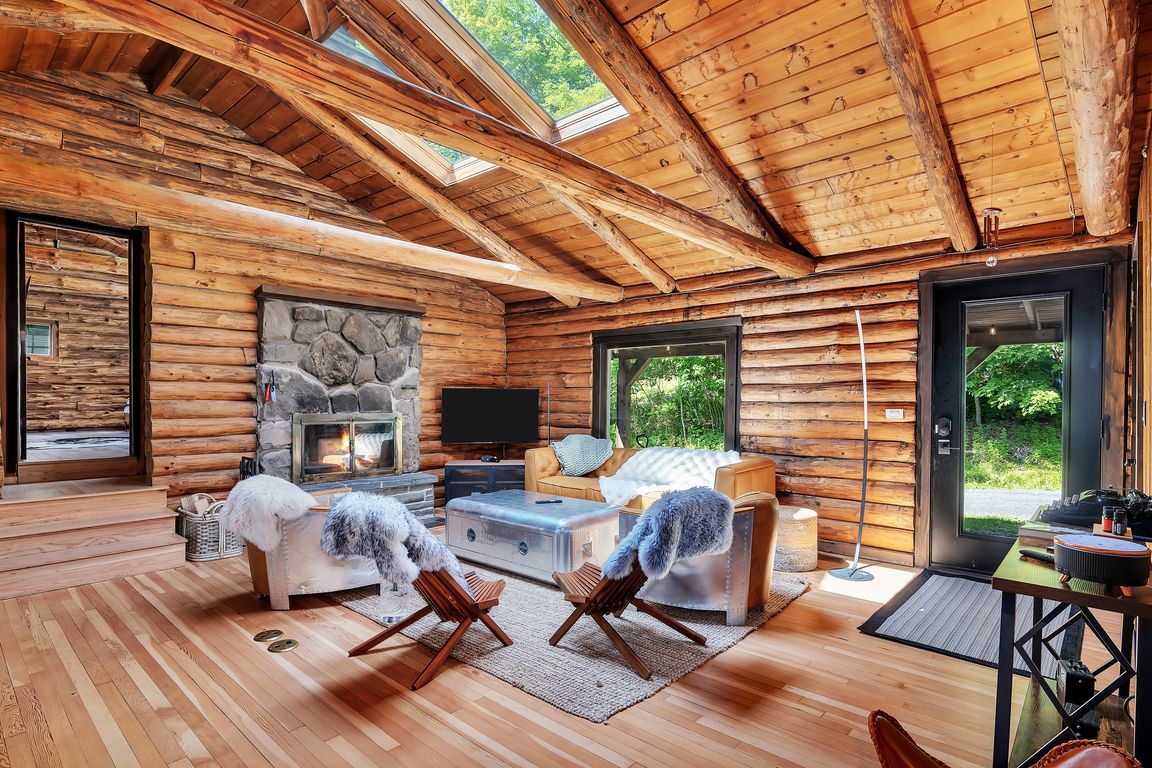 next background image