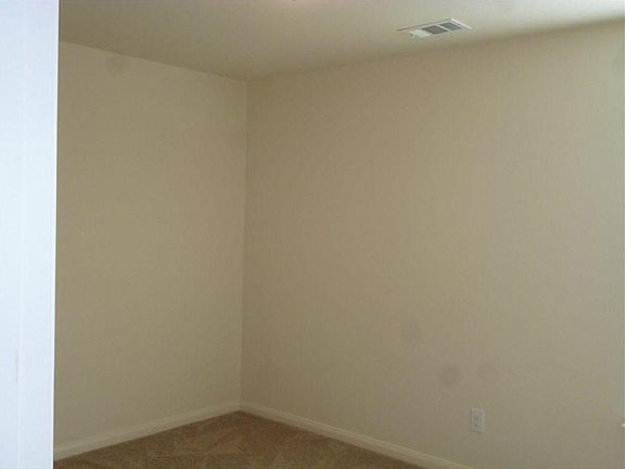3rd image of 2201 Mulberry Dr