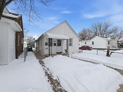 21079 Helle Ave, Warren, MI, 48089