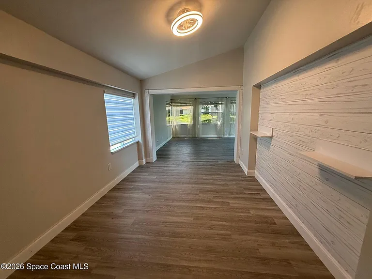 377 Myrtlewood Rd — Photo 11