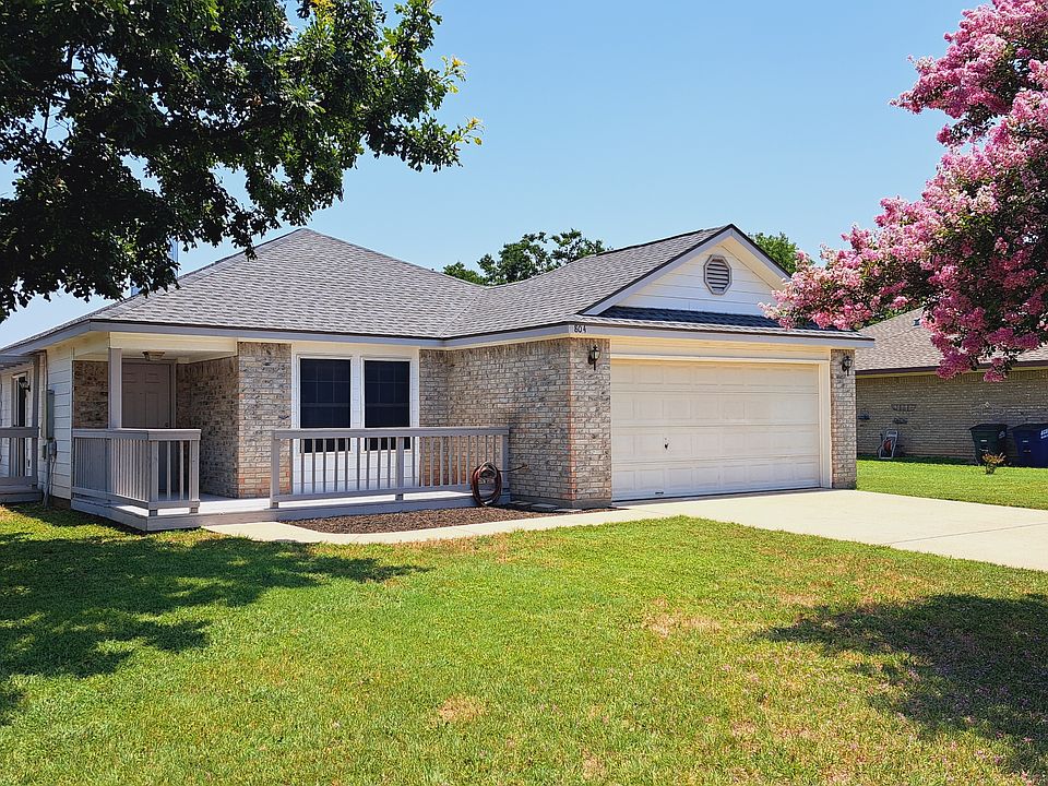 1st image of 804 Moon Glow Dr