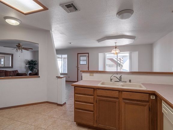 3rd image of 2091 Palo Verde Blvd S