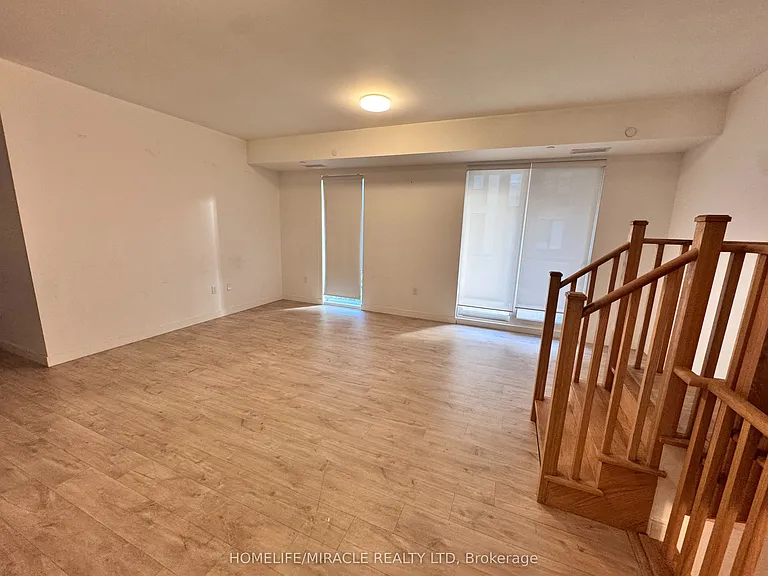 176 Clonmore Dr #4 — Photo 10