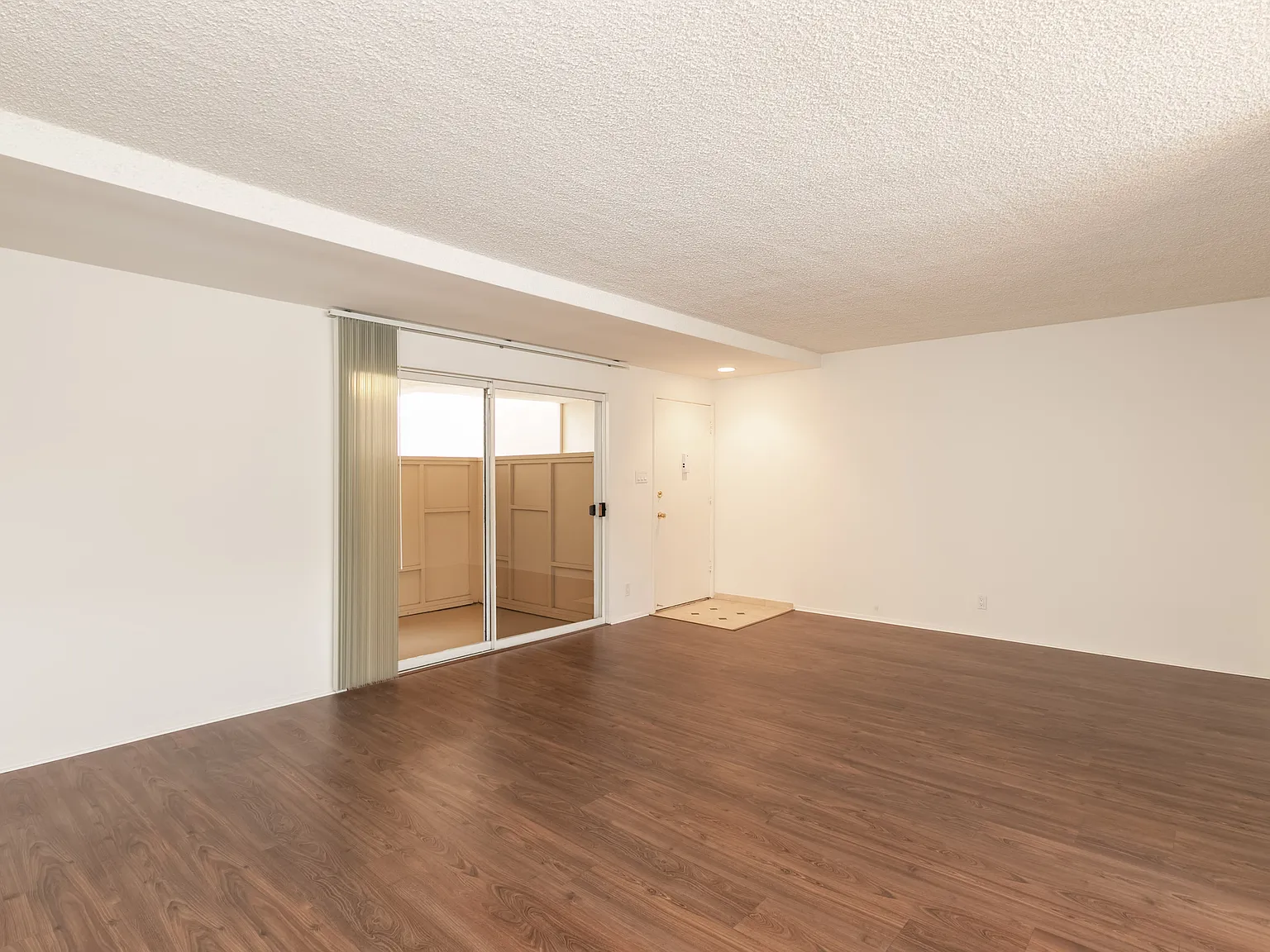 Essex House — Photo 3