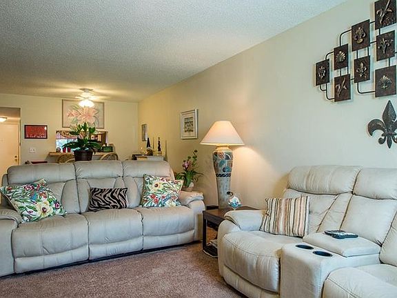 5th image of 2420 Winding Creek Blvd APT 112
