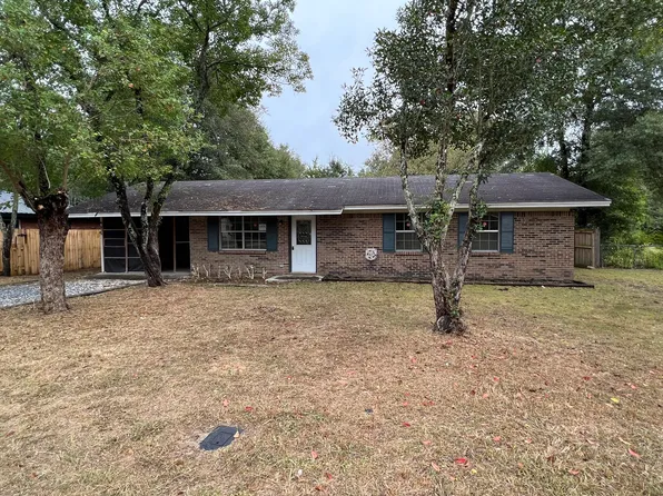 86 Aero Dr, Defuniak Springs, FL 32433