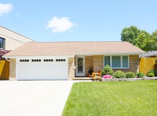 59 Smallwood Dr, Amherst, NY 14226